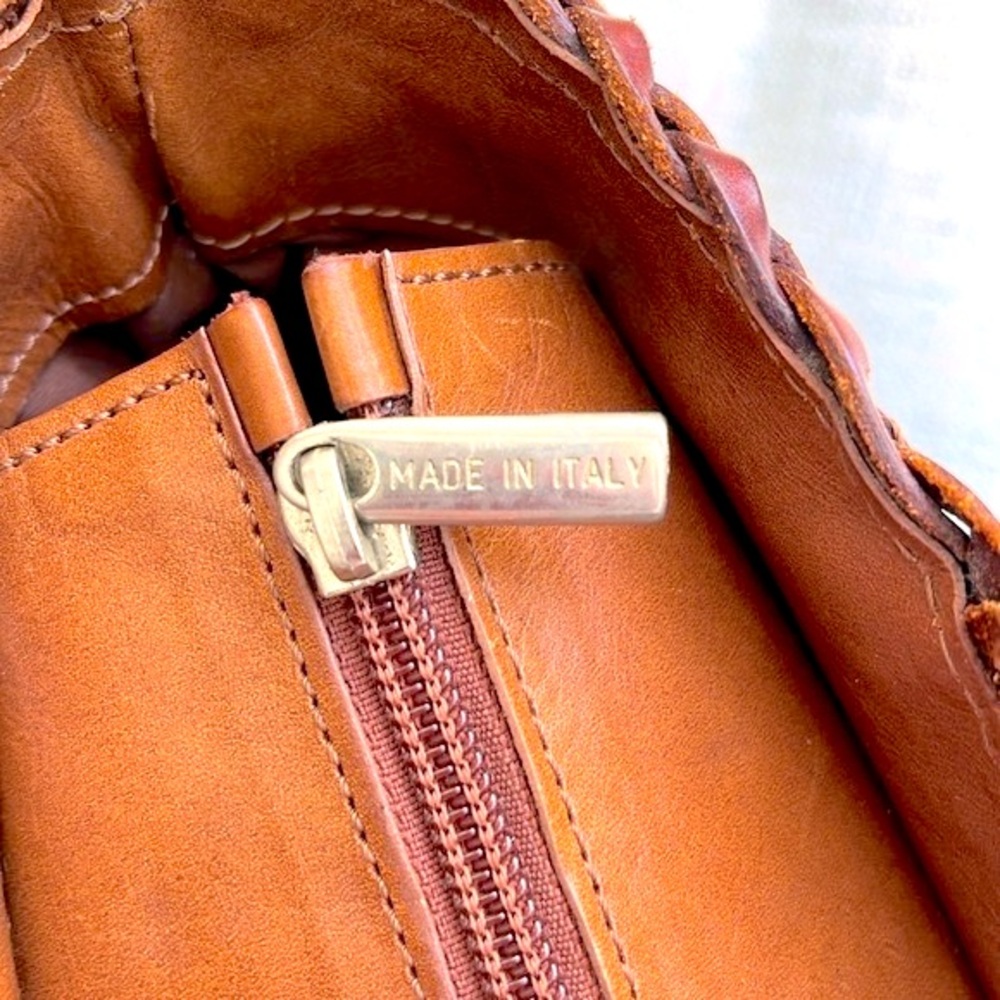 Ellepi Genuine Leather Purse - Picture 7 of 11